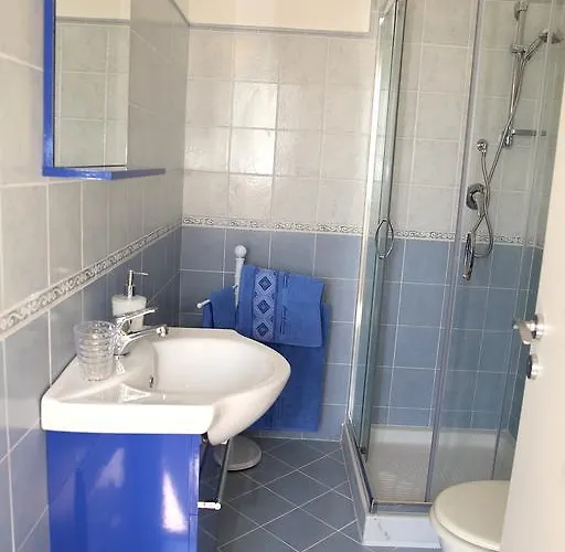 Le Rose Bed & Breakfast 3*