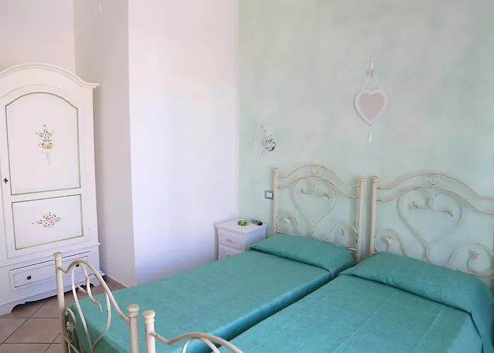 玫瑰住宿加早餐旅馆 3* 奧爾比亞