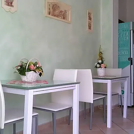 Le Rose 3* אולביה