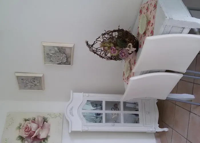 Le Rose Bed and Breakfast